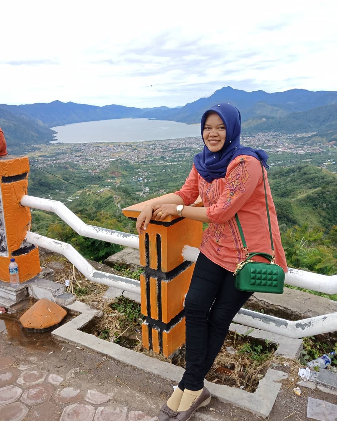 Post 10 by Syarifah Ipah on Instagram (image)