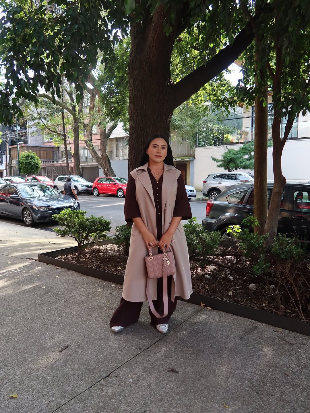 Post 5 by Lua Aguilar on Instagram (carousel)