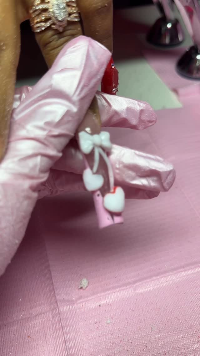 Post 2 by Houston Nails (eastside) on Instagram (video)