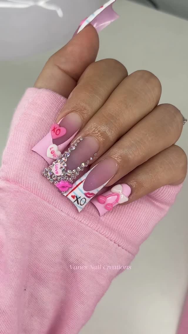 Post 4 by Houston Nails (eastside) on Instagram (video)