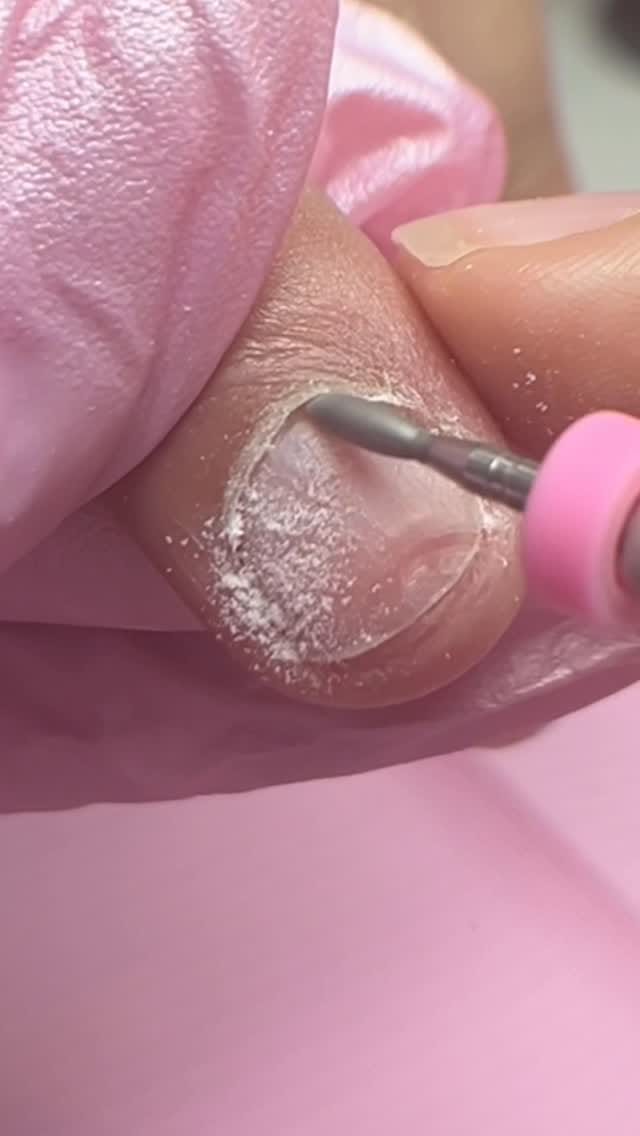 Post 9 by Houston Nails (eastside) on Instagram (video)
