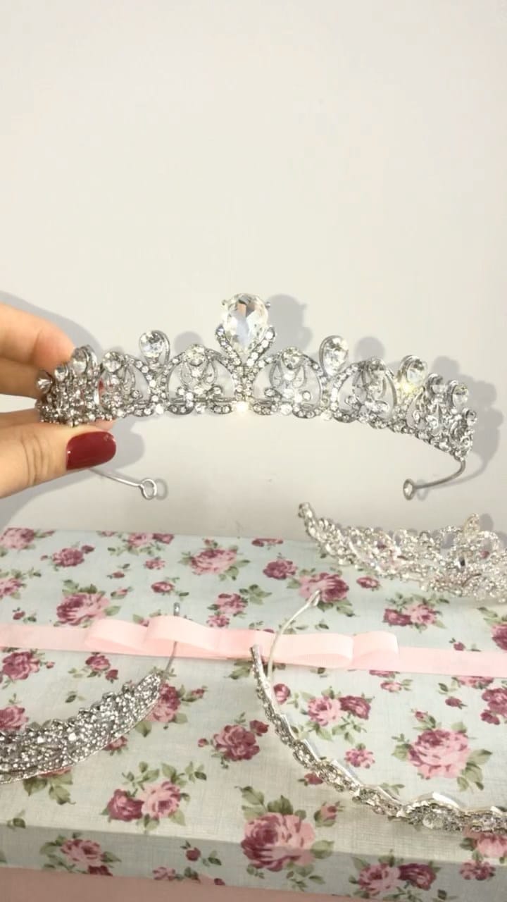 Post 8 by Vestido de Noiva (Loiany Lima) on Instagram (video)