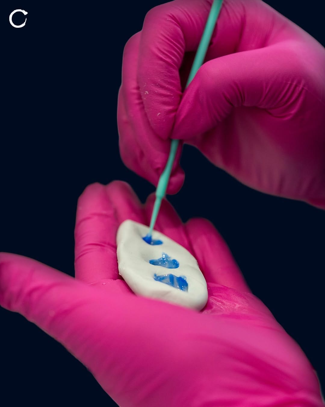 Post 1 by Zental | Dentistas 🦷 on Instagram (carousel)