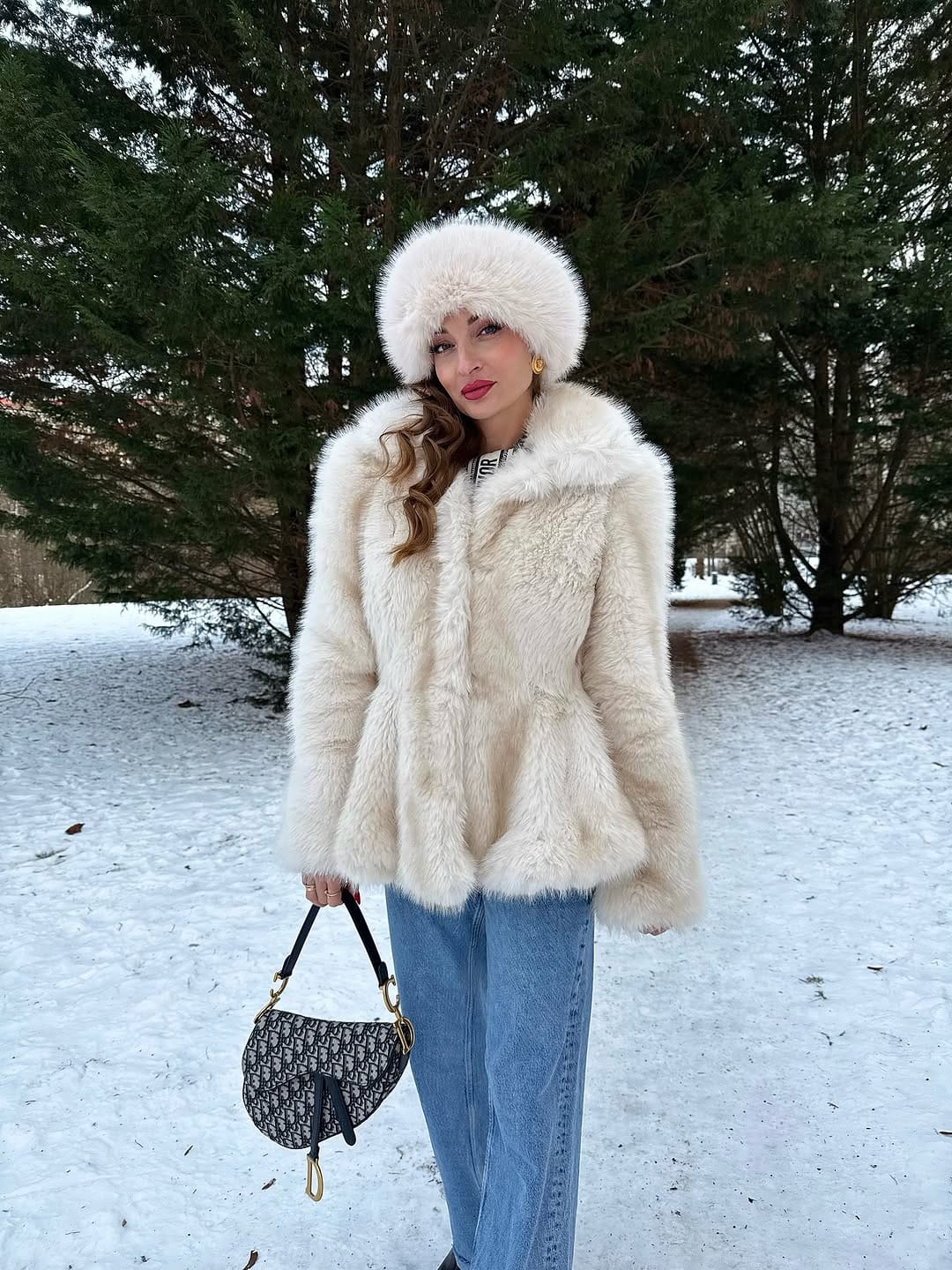 Post 9 by АНЖЕЛА 🇷🇺 on Instagram (carousel)