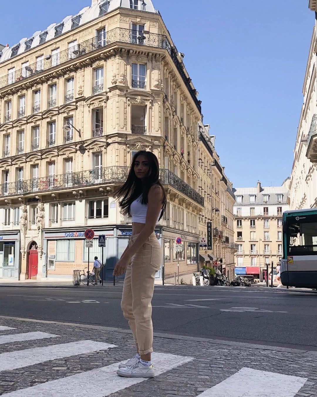 Post 8 by Monica on Instagram (image)