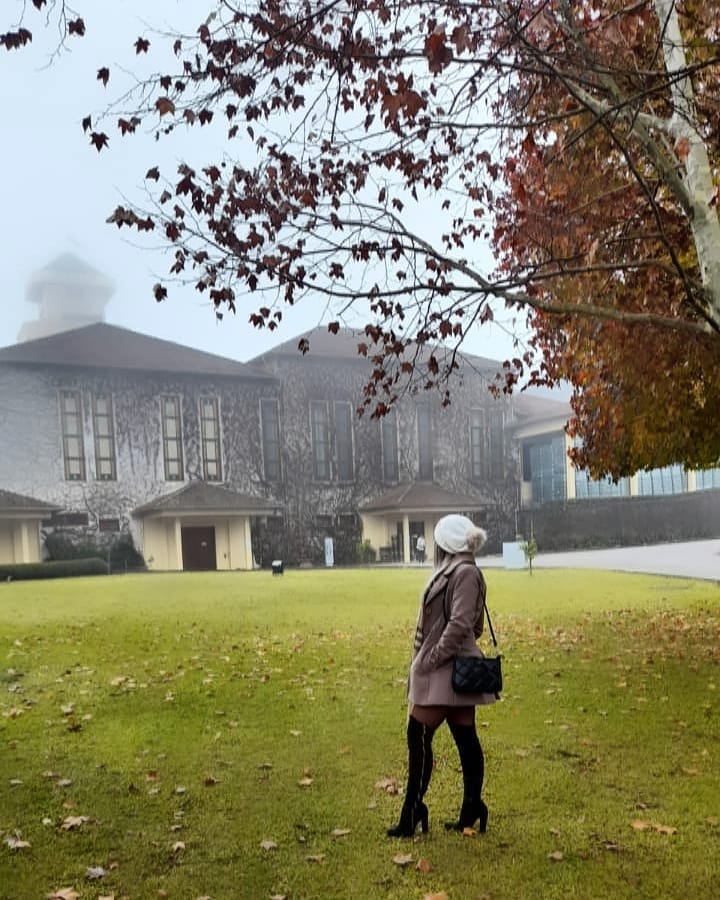 Post 6 by Luana Chikoski on Instagram (image)