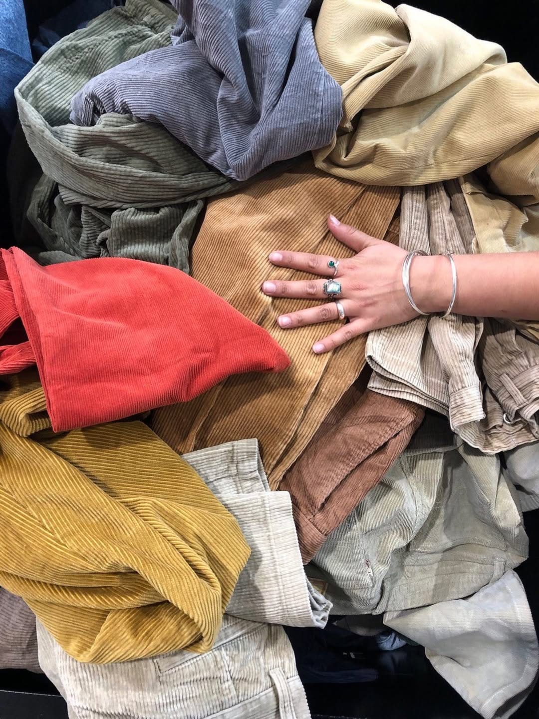 Post 9 by LOOK-VINTAGE on Instagram (image)