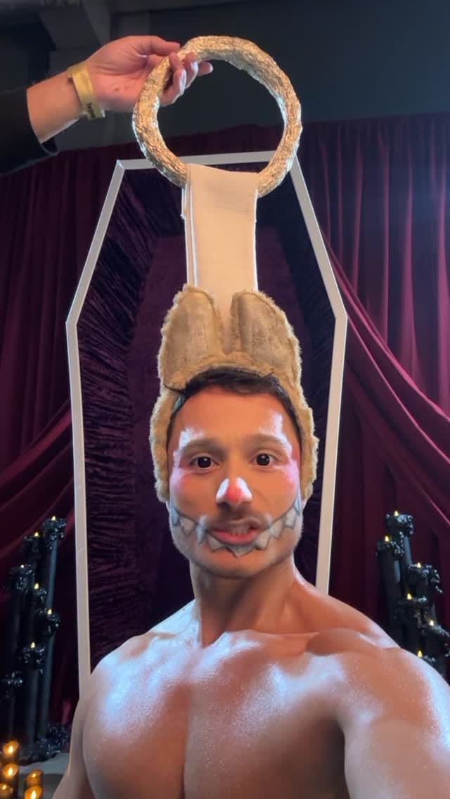 Post 5 by D I O R   D O N O V A N on Instagram (video)