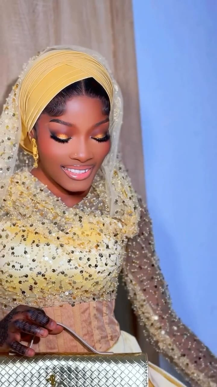 Post 5 by ILORIN LUXURY ABAYA’S & SCARFS VENDOR on Instagram (video)