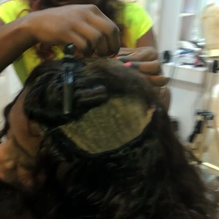 Post 5 by AraBella Hair Extensions on Instagram (video)