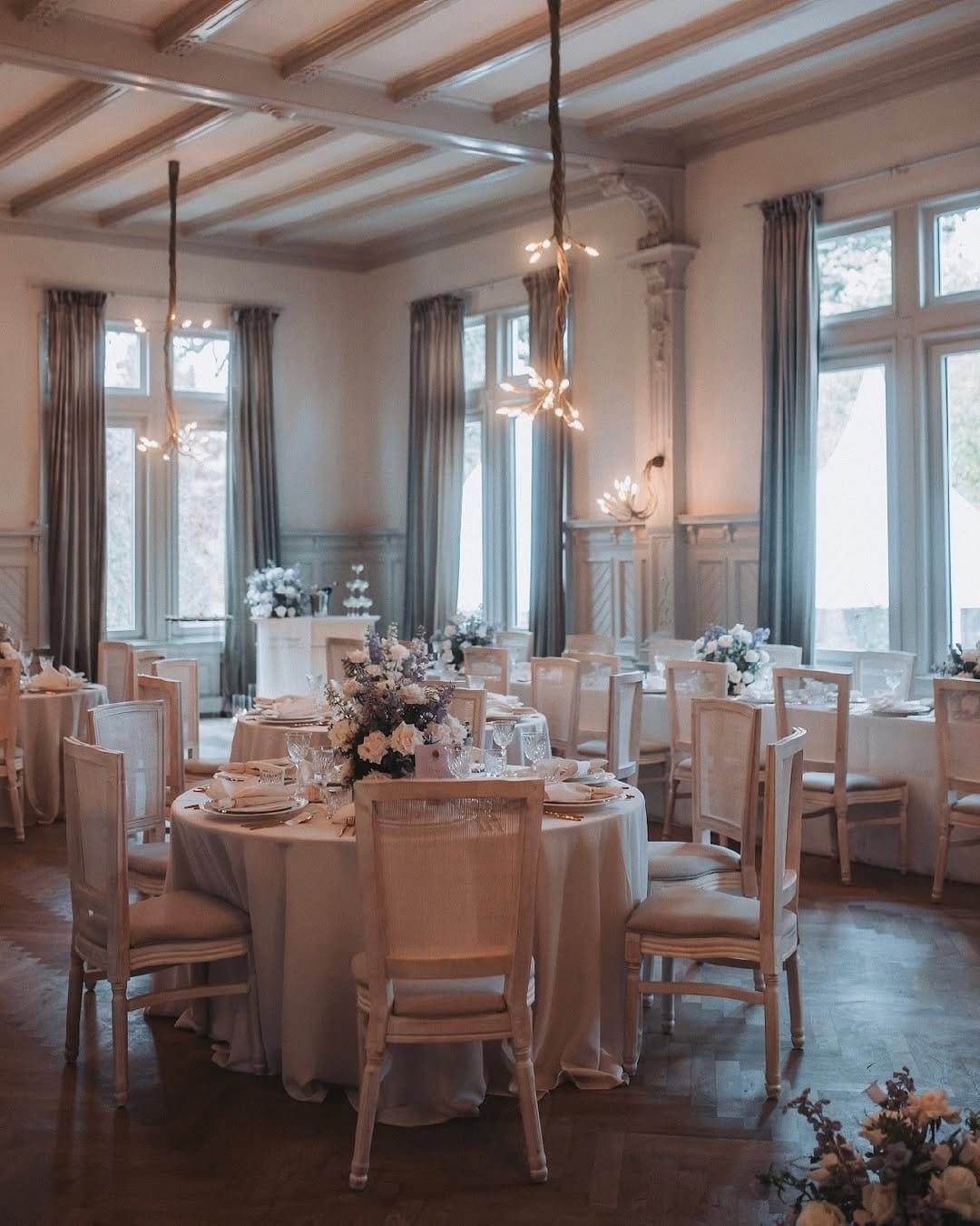 Post 9 by EVENTDESIGN & VERLEIHSERVICE on Instagram (carousel)