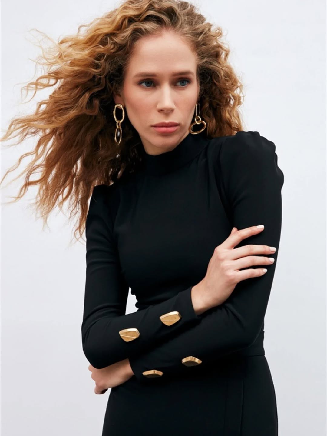 Post 3 by 👑 Boutique VOGUE Zürich 👑 on Instagram (image)