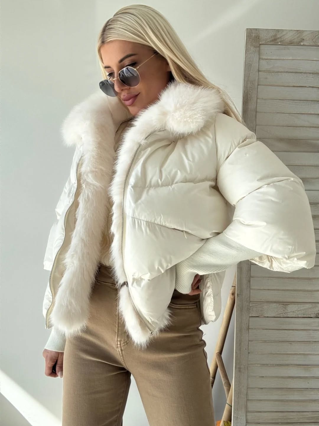 Post 4 by 👑 Boutique VOGUE Zürich 👑 on Instagram (image)