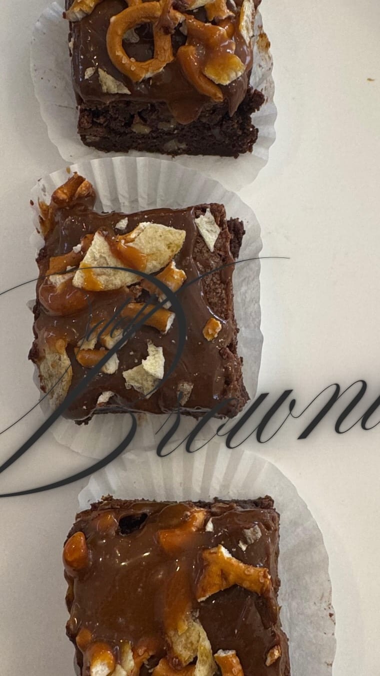 Post 7 by LA CARLOTA Postres de Cuchara on Instagram (video)