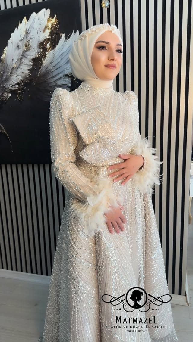 Post 5 by Gelinsaçı Türbantasarım Makeup on Instagram (video)