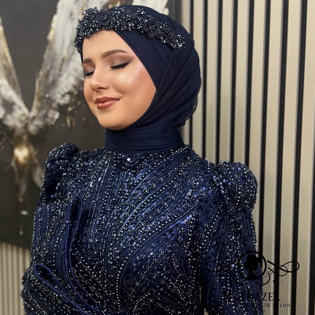 Post 4 by Gelinsaçı Türbantasarım Makeup on Instagram (image)
