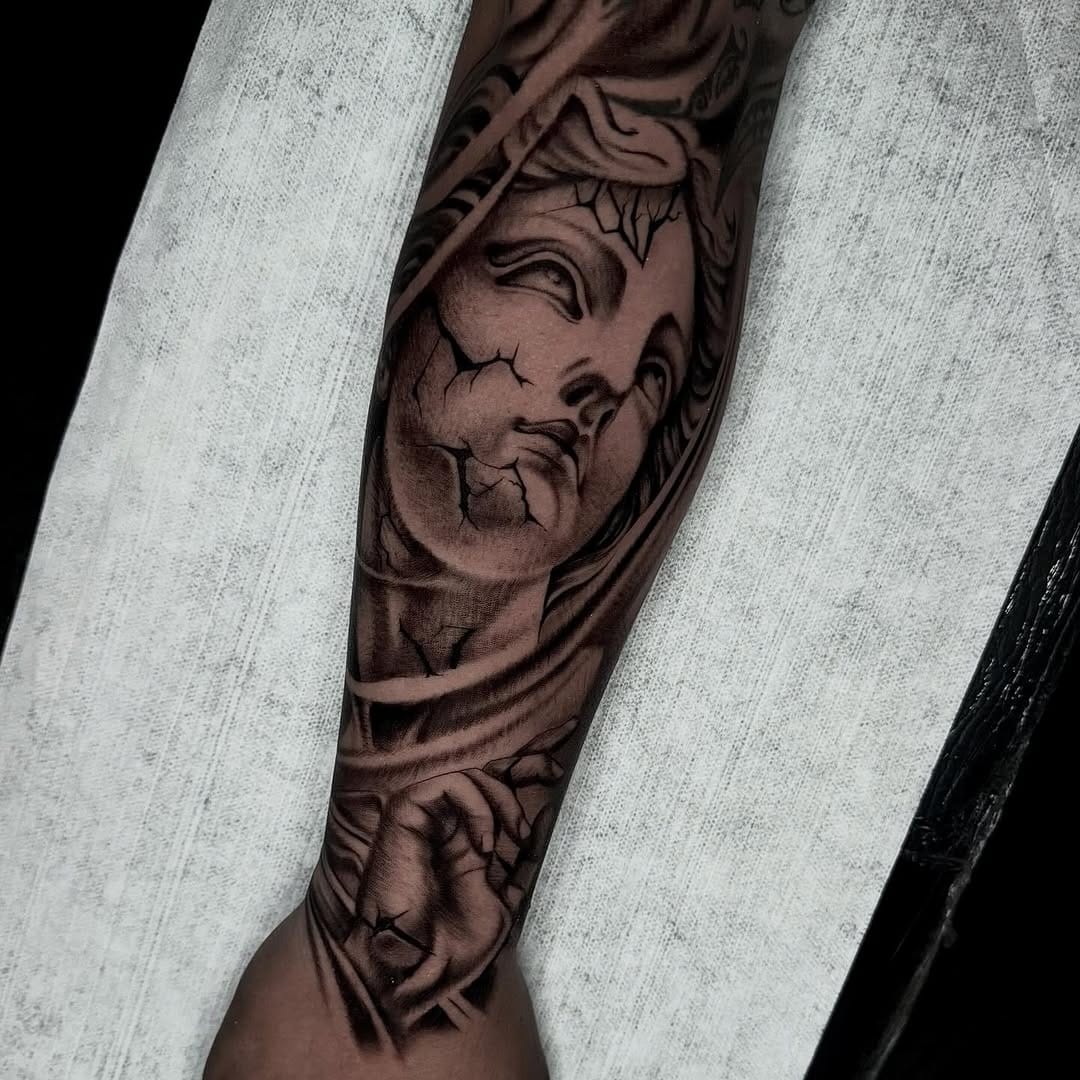 Post 5 by BESTIAL INK 🇨🇴 on Instagram (carousel)