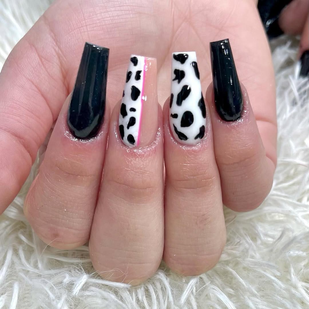 Post 10 by Ixchel Nailspa💅🏻✨ on Instagram (carousel)