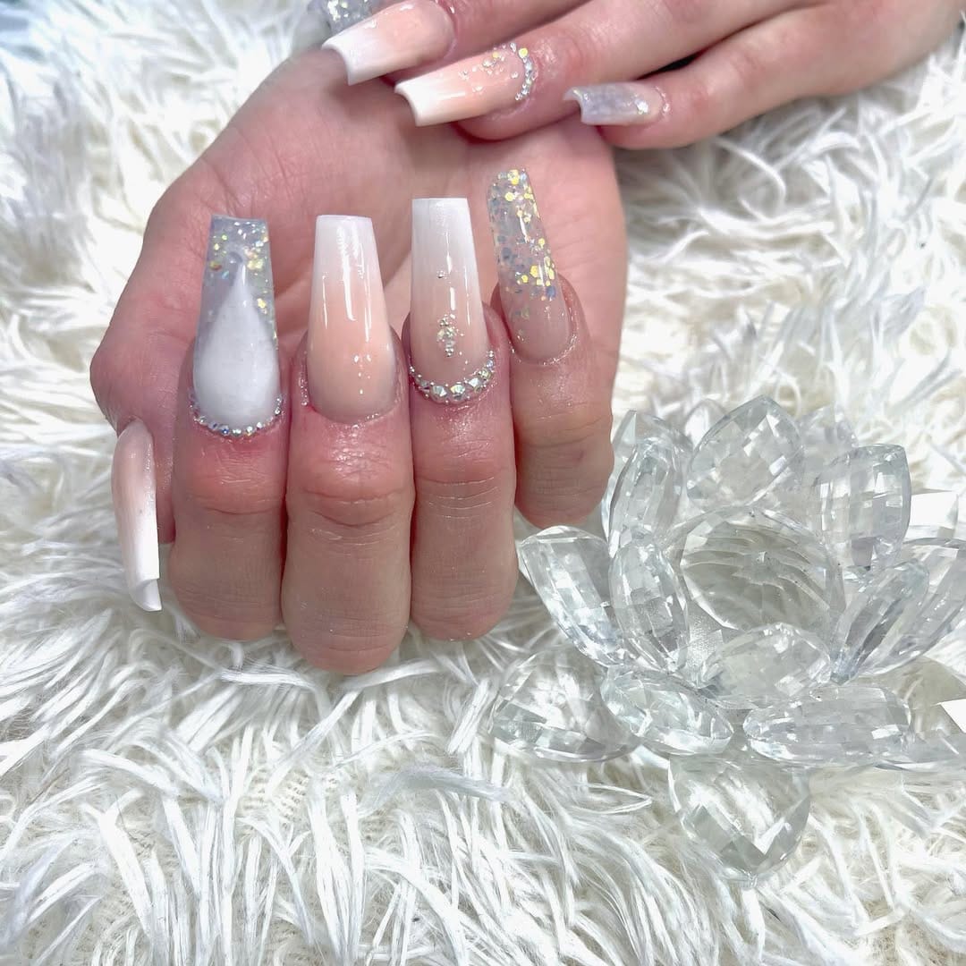 Post 8 by Ixchel Nailspa💅🏻✨ on Instagram (carousel)