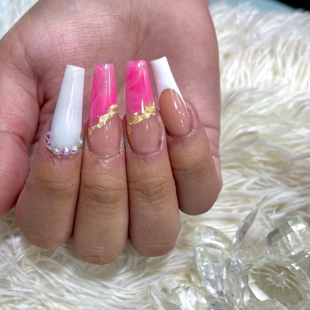 Post 3 by Ixchel Nailspa💅🏻✨ on Instagram (carousel)