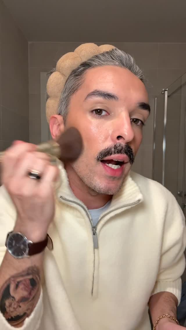 Post 10 by FlavioHairCouture on Instagram (video)
