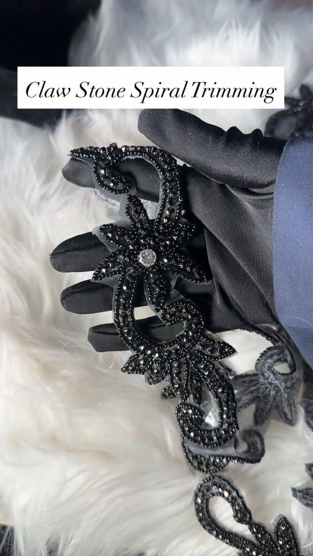 Post 7 by Tailoring store, Appliques on Instagram (video)