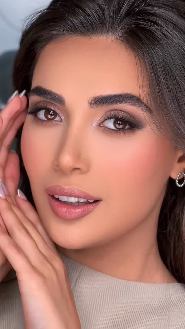 Post 6 by Mina Sadeghi on Instagram (video)
