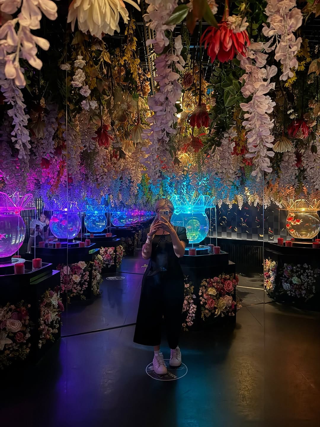 Post 7 by Li ♡ on Instagram (carousel)