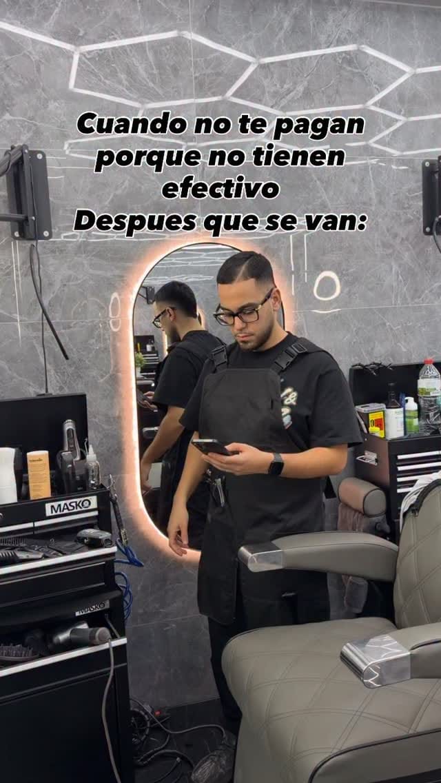 Post 6 by BARCELONA BARBER💈 on Instagram (video)