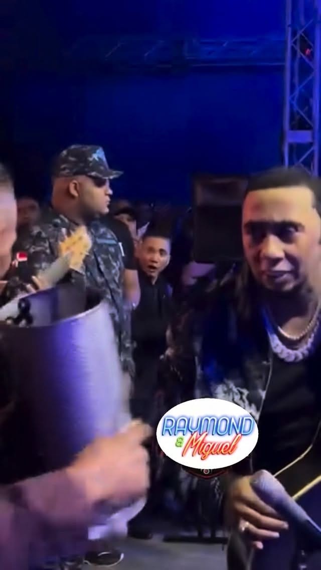 Post 5 by Cosas del pais millon on Instagram (video)