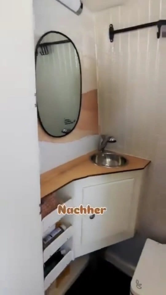 Post 4 by Deine Online-Marke für Küchenrückwände, Klebefolien uvm on Instagram (video)