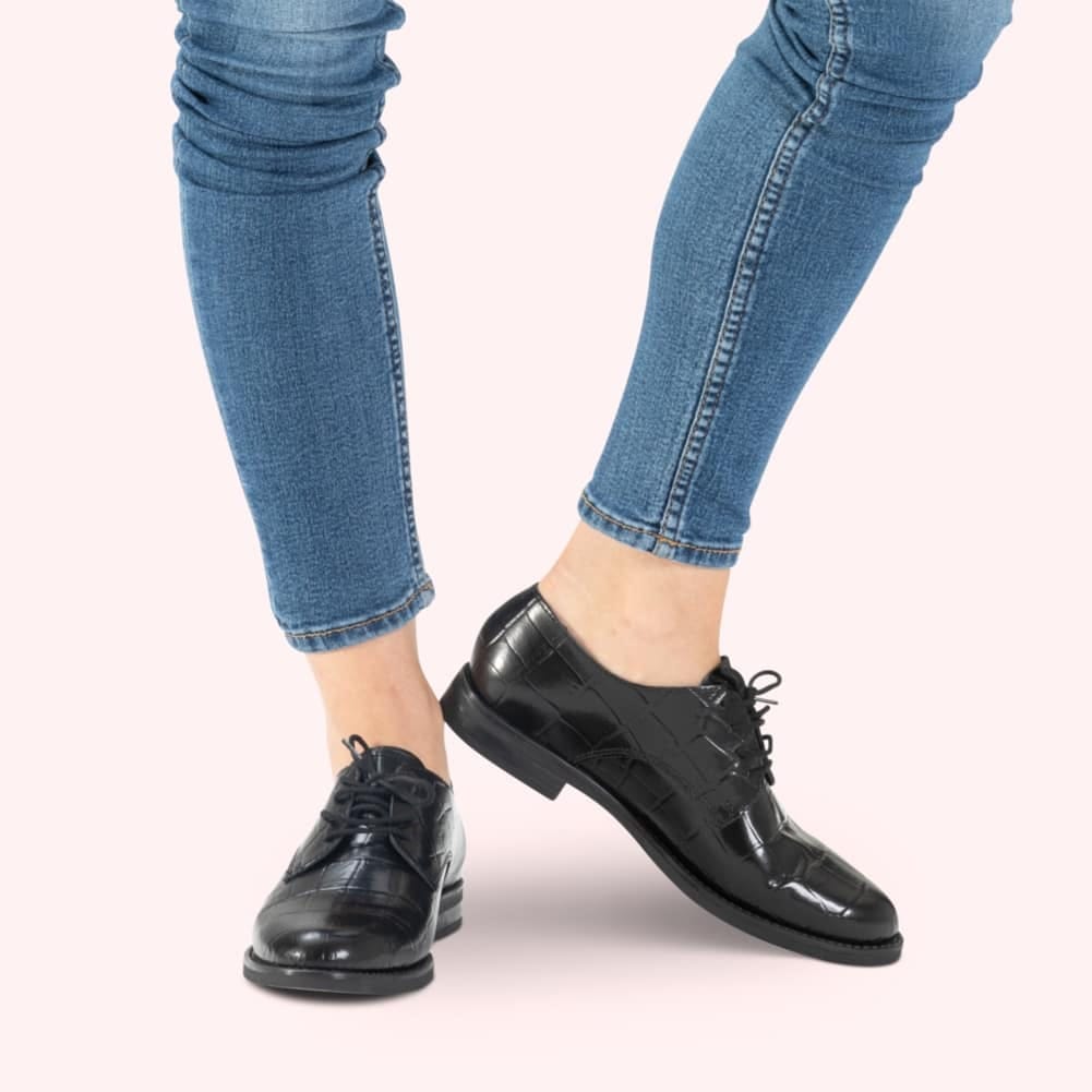 Post 5 by ELEMENTARYLUX/ Italian shoes on Instagram (carousel)