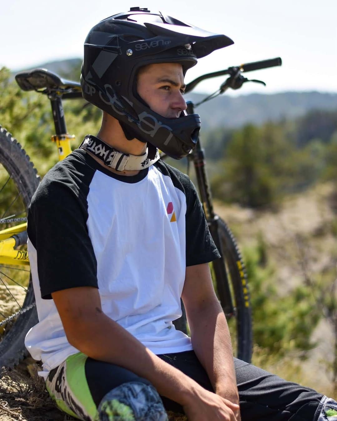 Post 9 by HAOW | MTB Brand on Instagram (carousel)