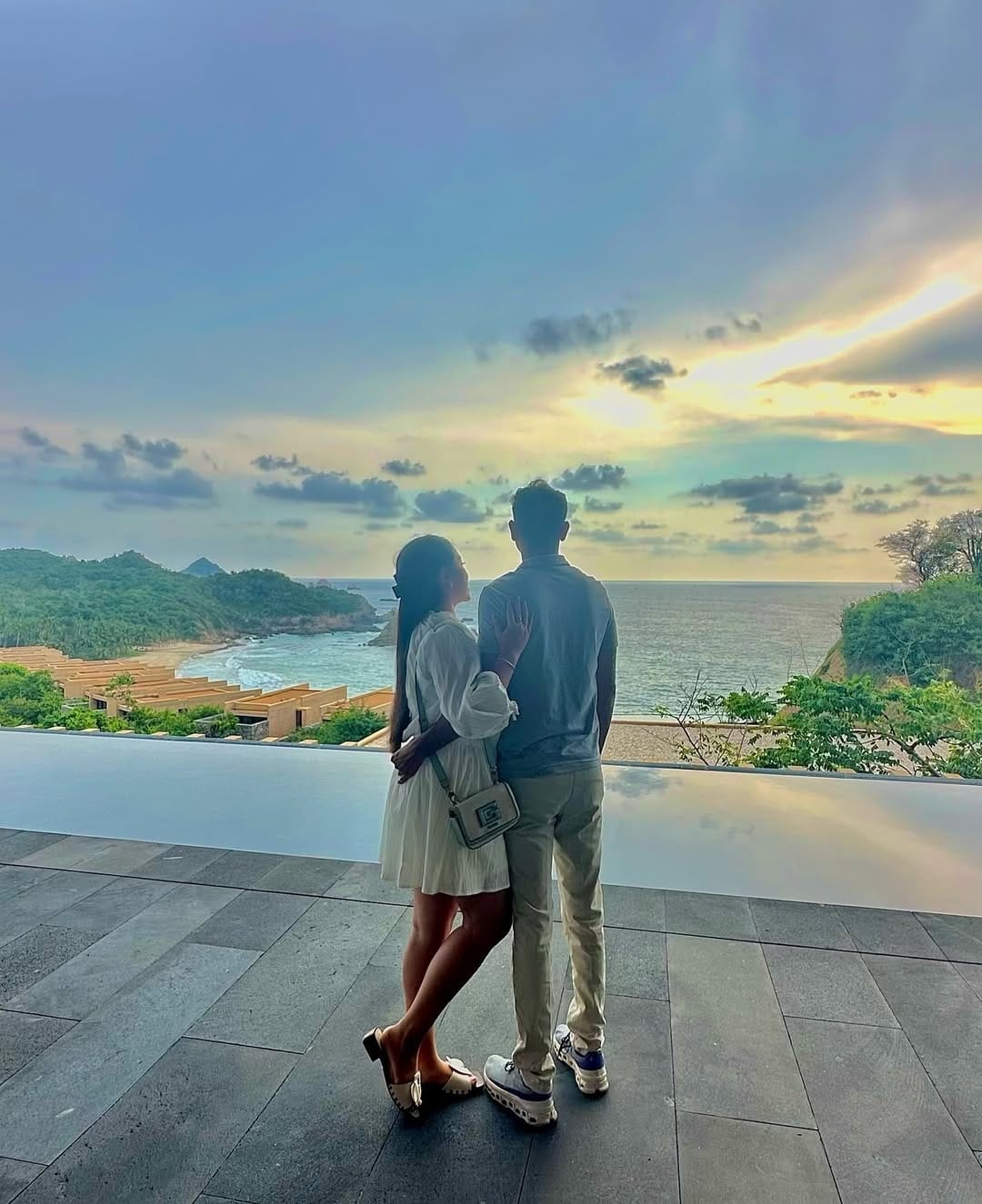 Post 8 by •• 𝐒 𝐁 𝐄 𝐓 𝐋 𝐀 𝐍 𝐀 •• on Instagram (image)