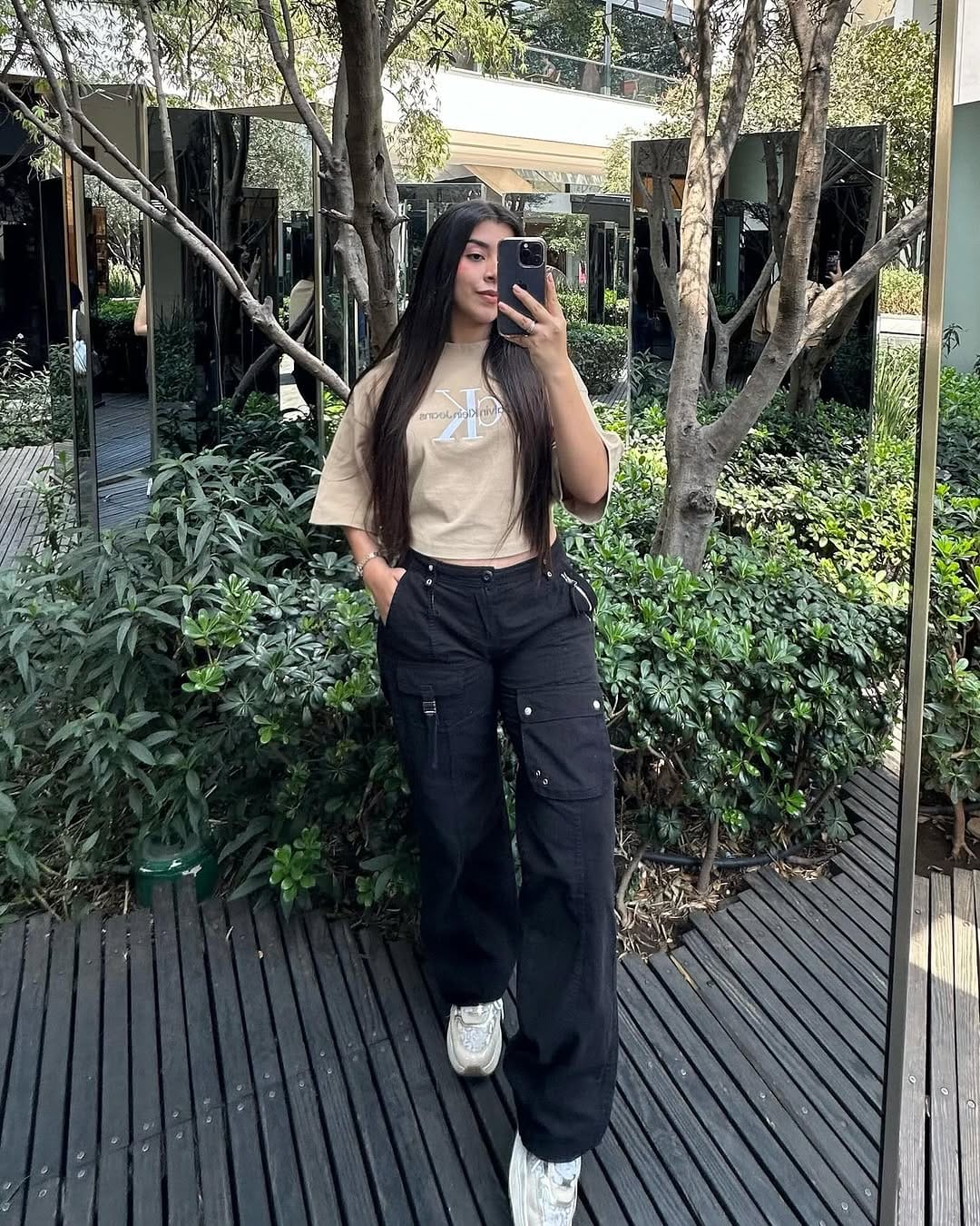 Post 9 by •• 𝐒 𝐁 𝐄 𝐓 𝐋 𝐀 𝐍 𝐀 •• on Instagram (carousel)