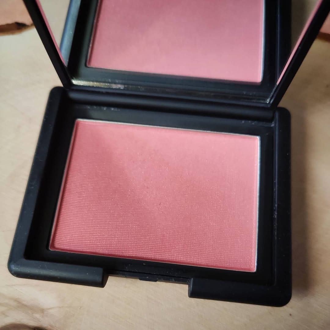 Post 9 by makeuplove on Instagram (image)