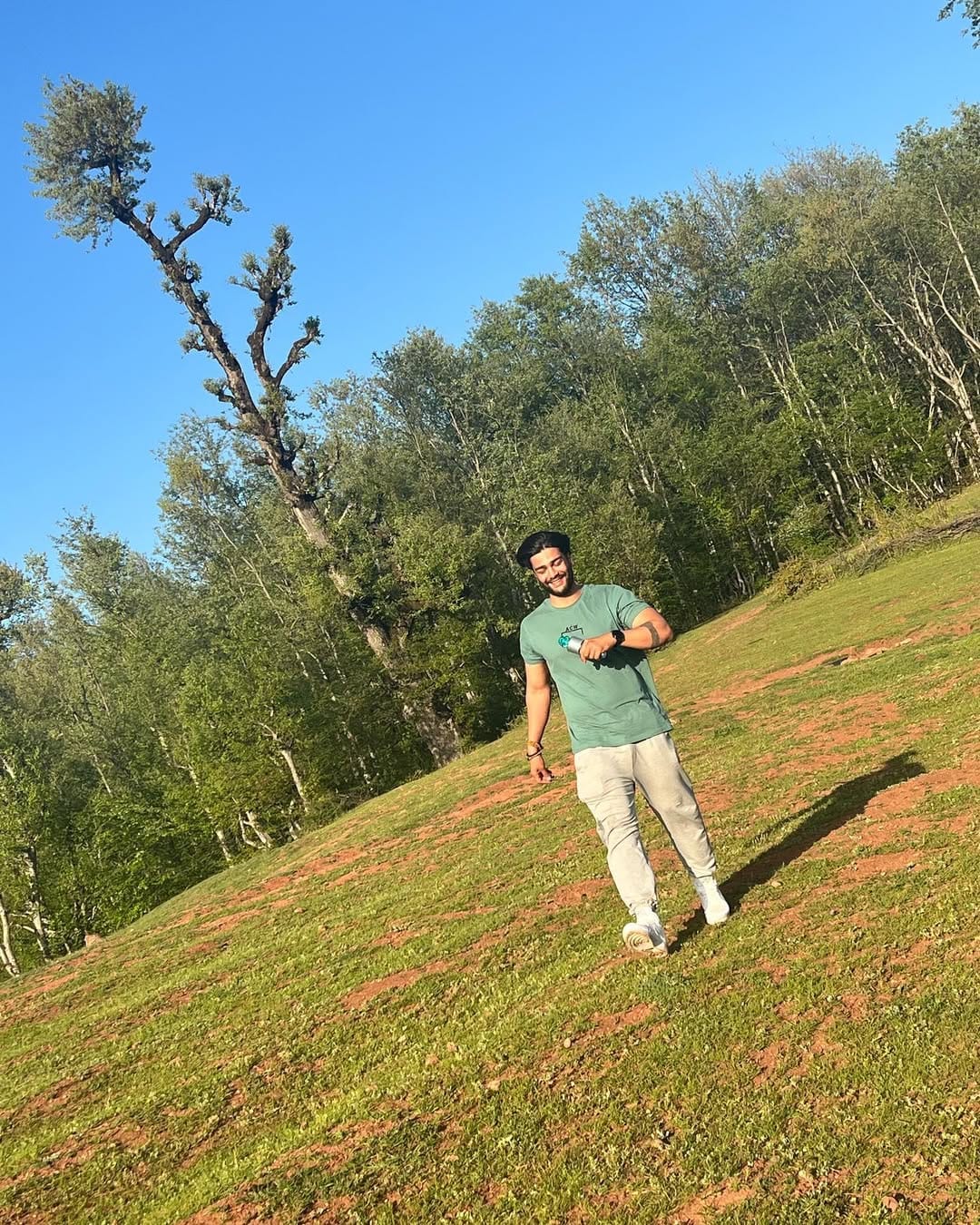 Post 6 by علیرضا احمدی on Instagram (image)