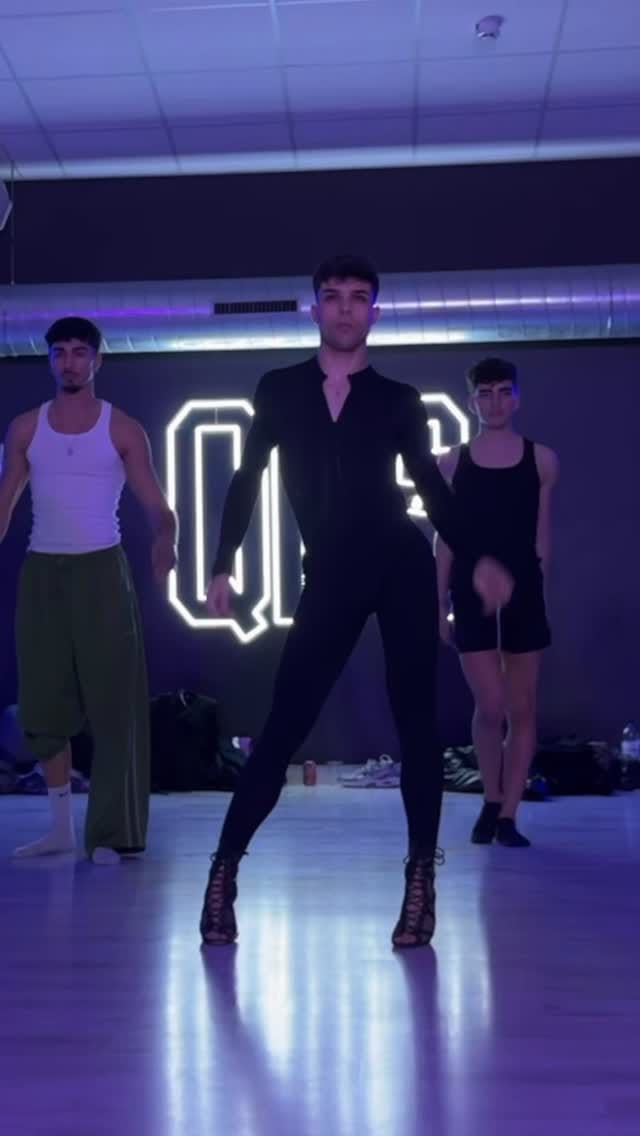 Post 2 by Victor Luengo Zubalez on Instagram (video)