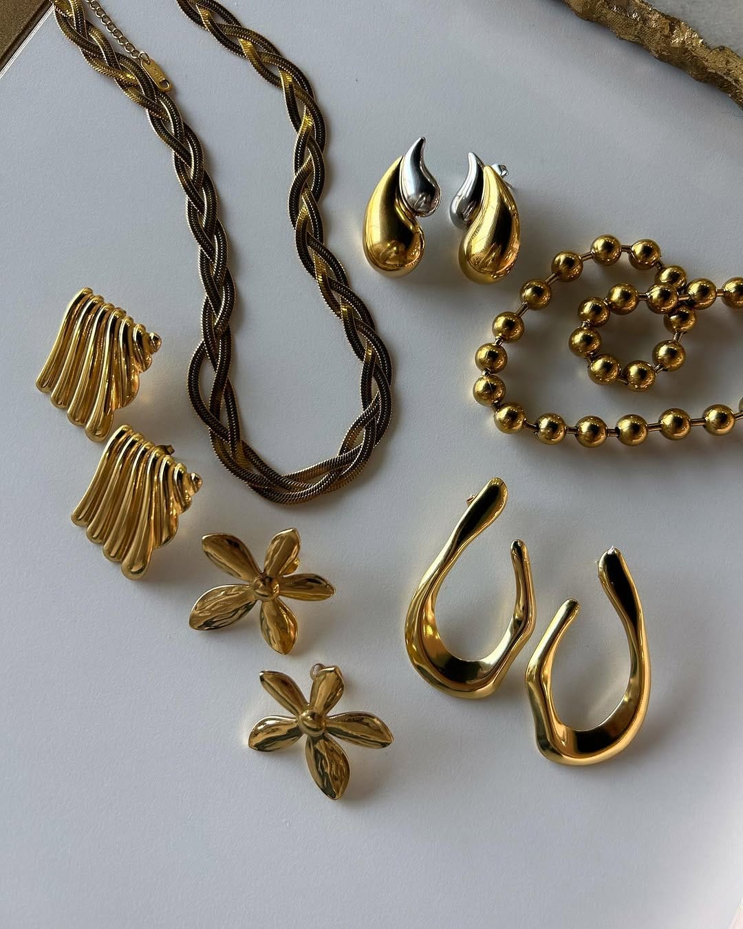 Post 10 by ROSAORO ACCESORIOS on Instagram (image)