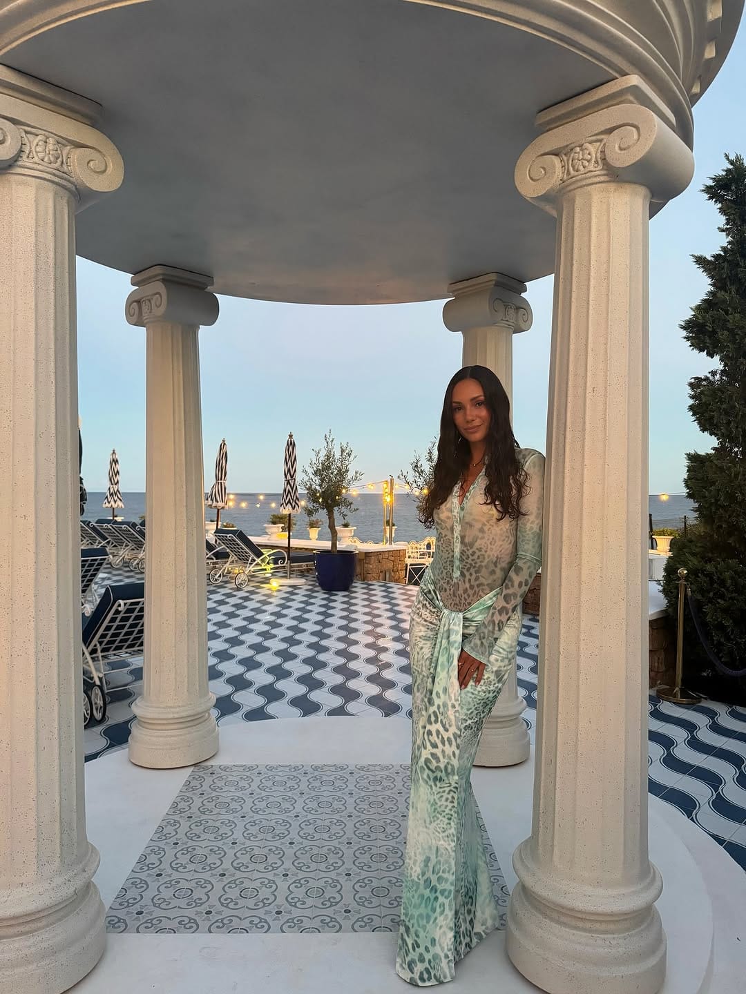 Post 2 by DANIELLE on Instagram (carousel)