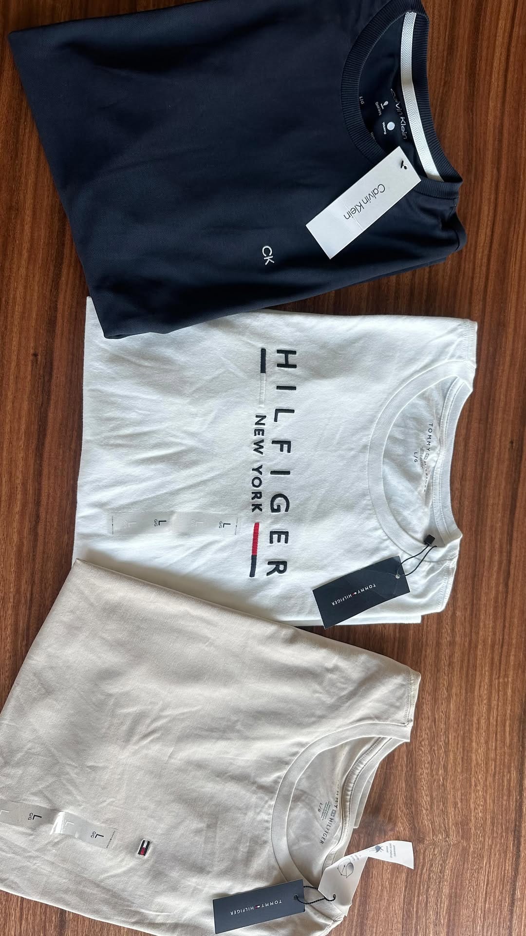 Post 5 by Tabata Corral Clothing on Instagram (video)
