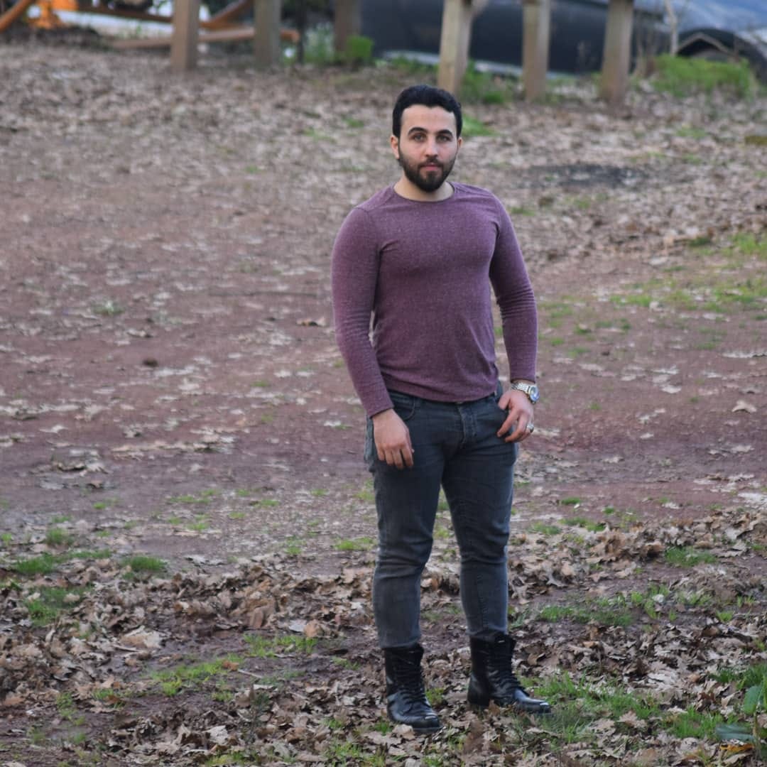 Post 4 by حسين العاني on Instagram (image)