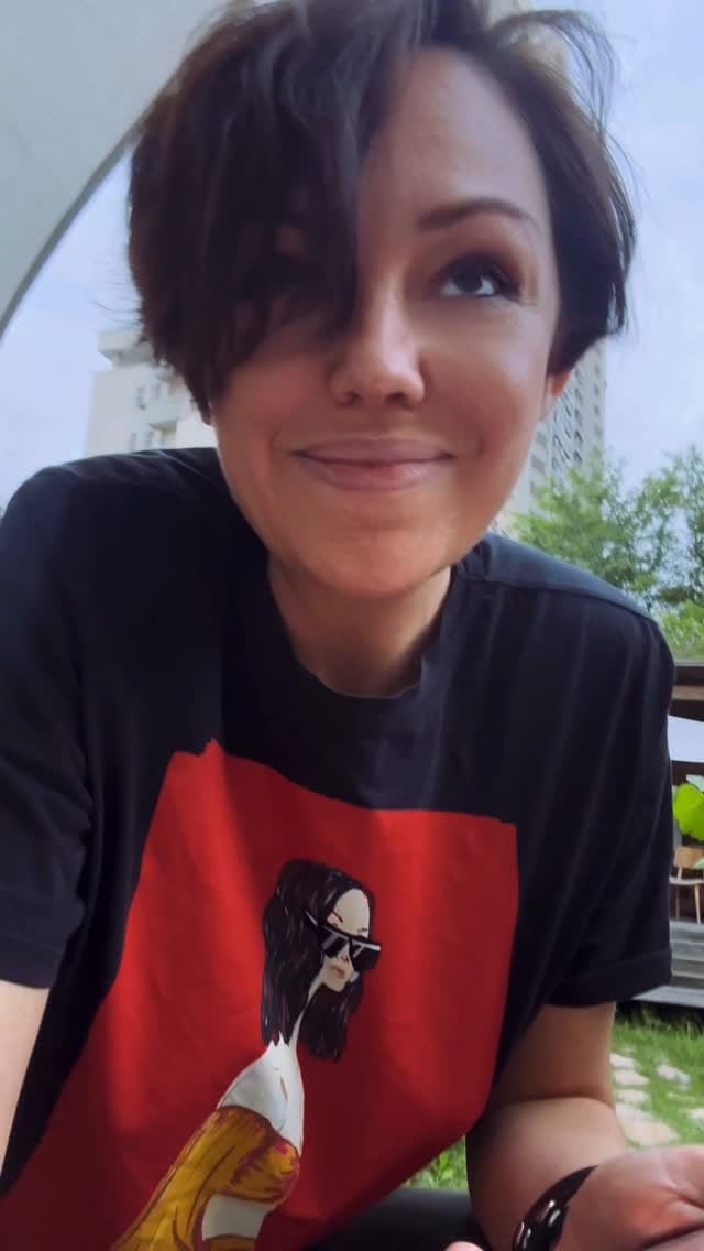 Post 8 by Катерина Лелюк on Instagram (video)
