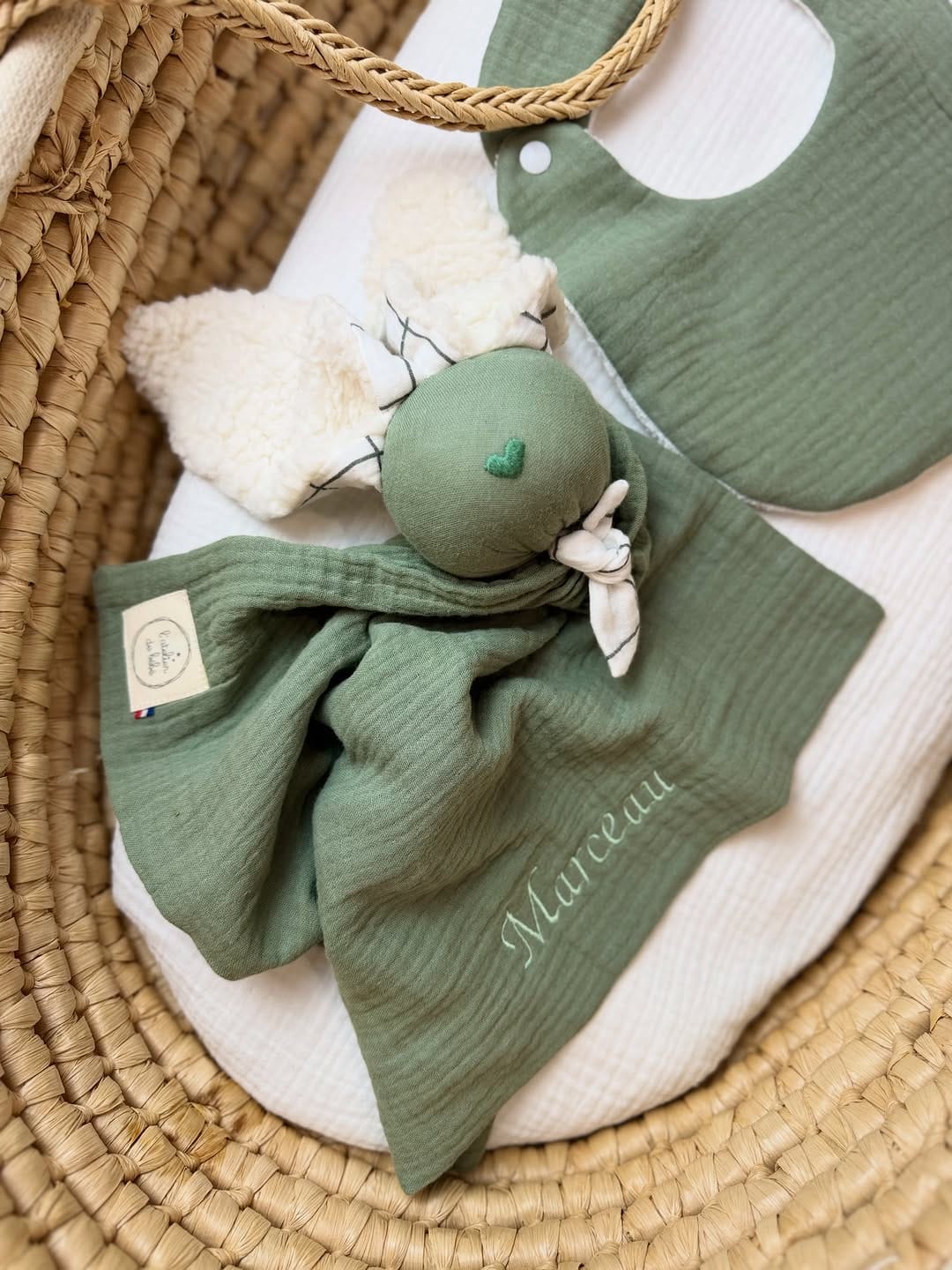 Post 2 by L'atelier de bébé®️ on Instagram (carousel)