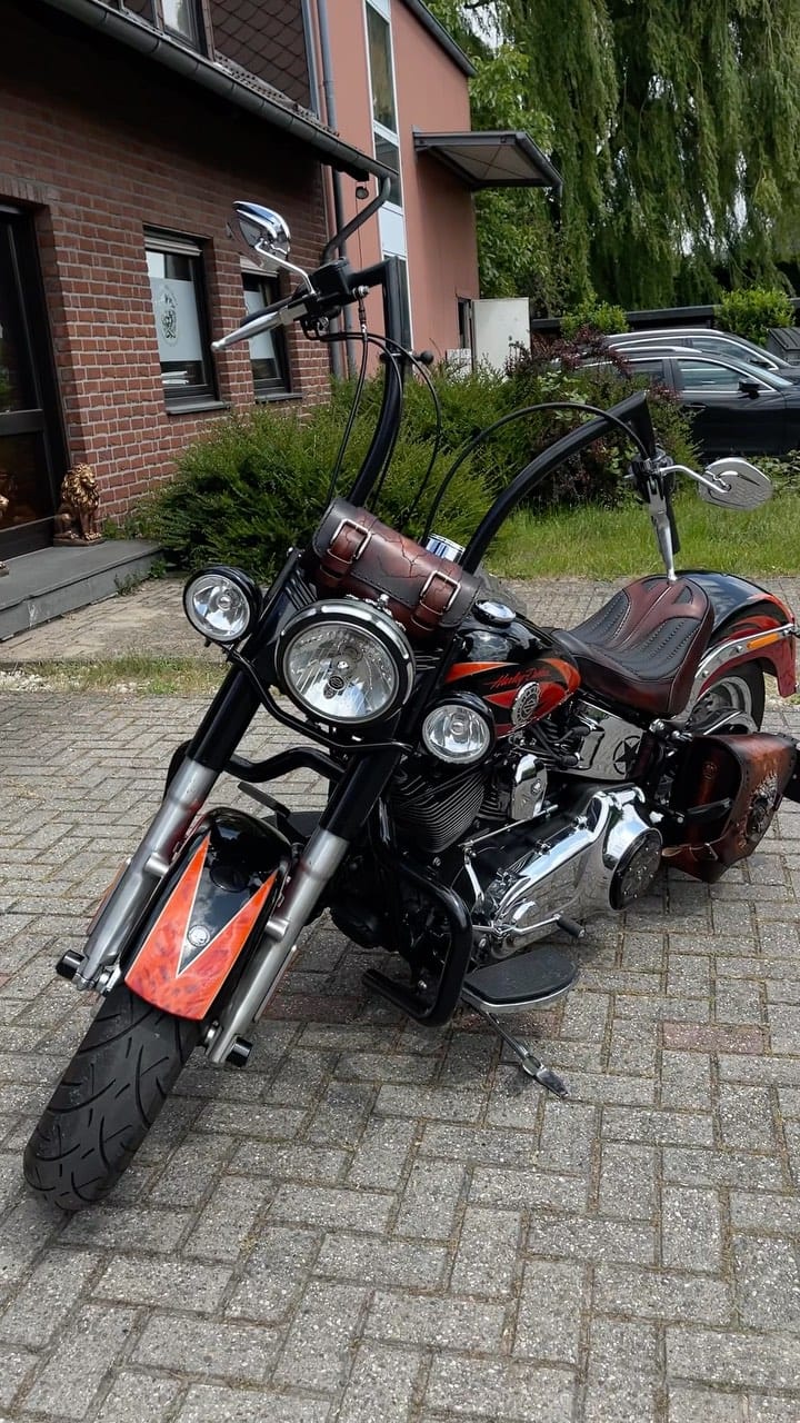 Post 5 by MOTORCYCLE SEATS & BAGS on Instagram (video)