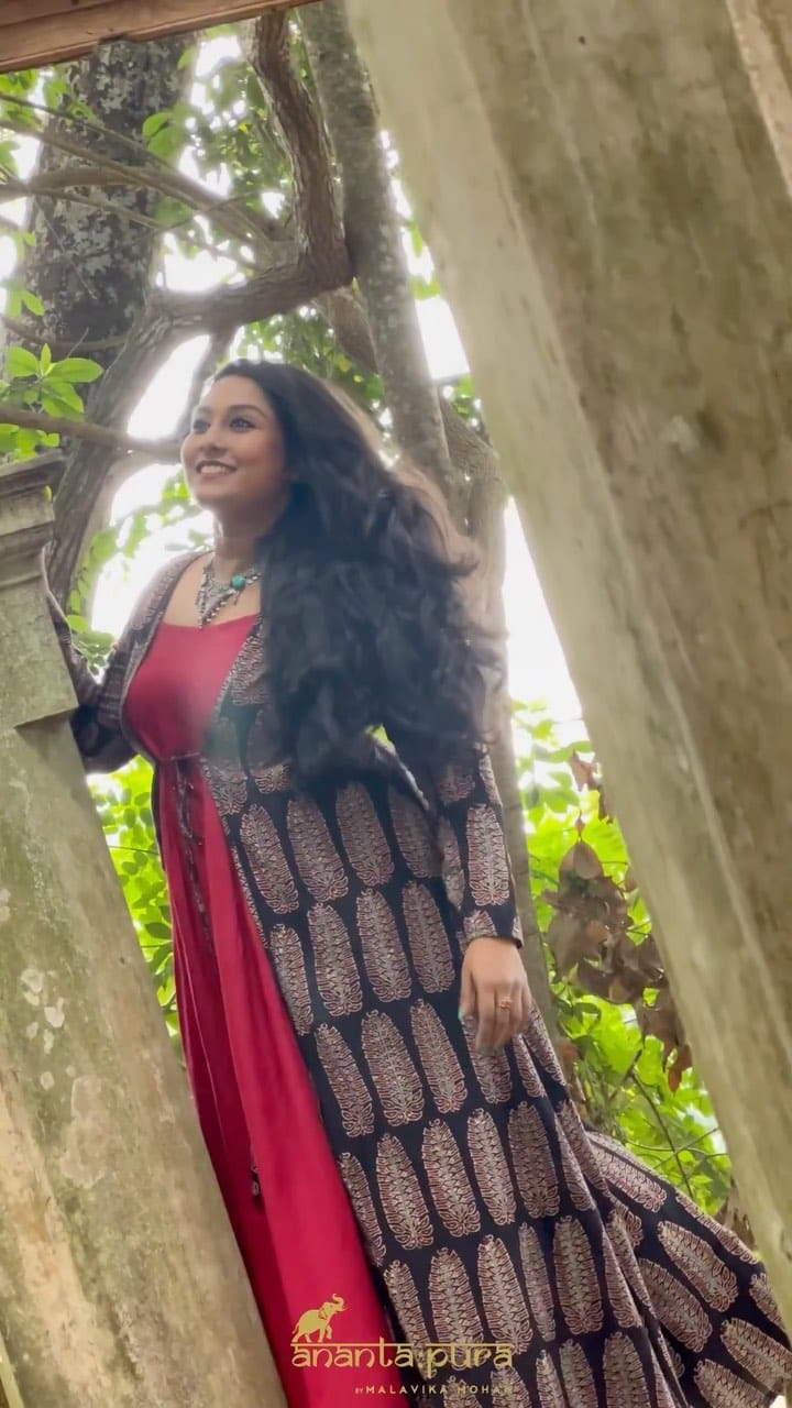 Post 9 by anantapura by Malavika Mohan | Designer Boutique on Instagram (video)