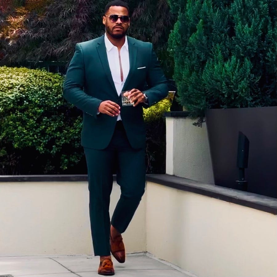 Post 3 by DeMario Cash on Instagram (image)