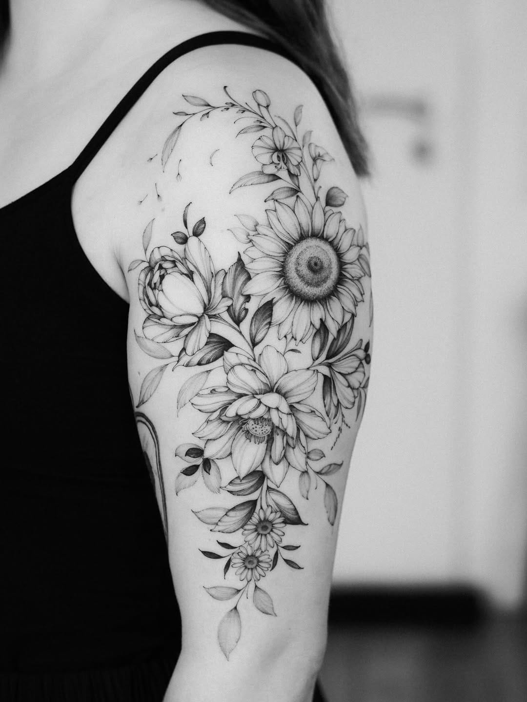 Post 5 by JD Tattoo 🌿🌸 on Instagram (carousel)