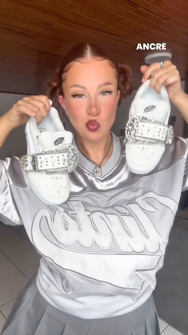 Post 4 by ERROR CLOTHES ✨ on Instagram (video)