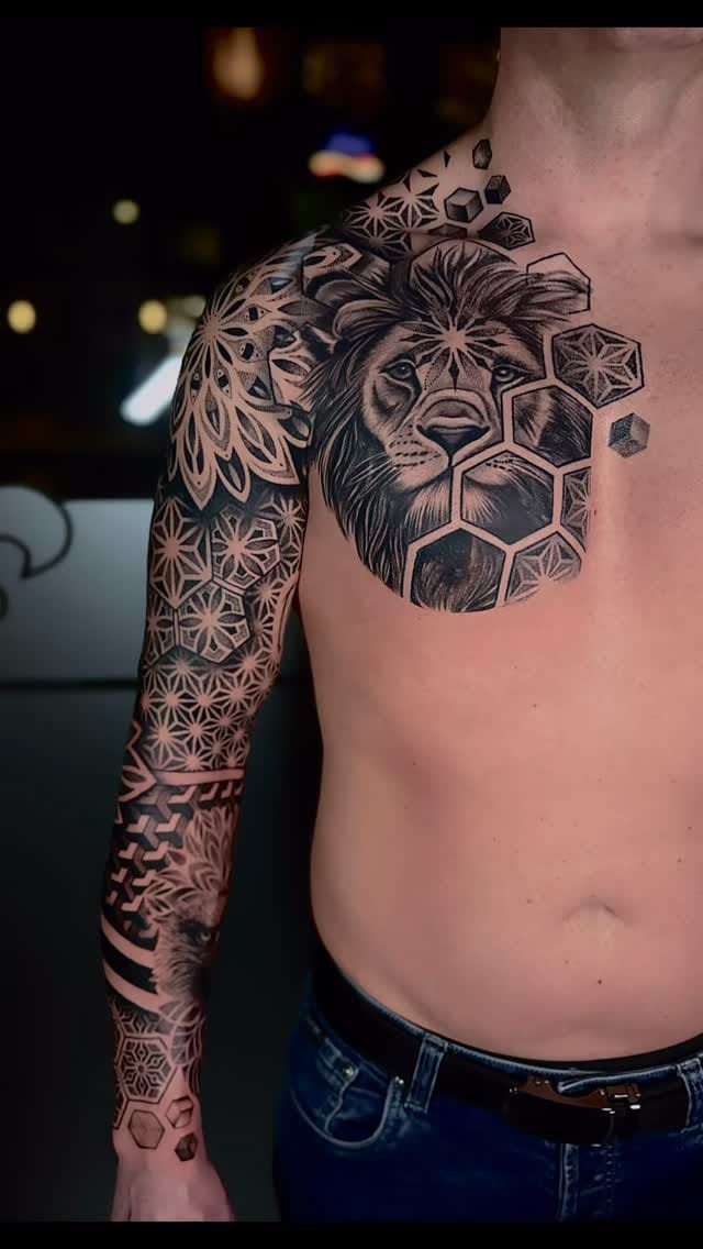 Post 1 by LOVE IS PAIN TATTOOLOUNGE® on Instagram (video)